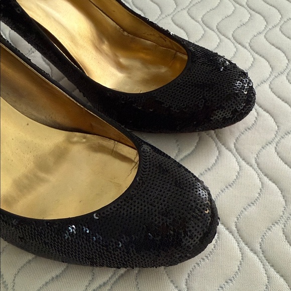 Beautiful black Sequin Heels - EUC - Picture 3 of 9